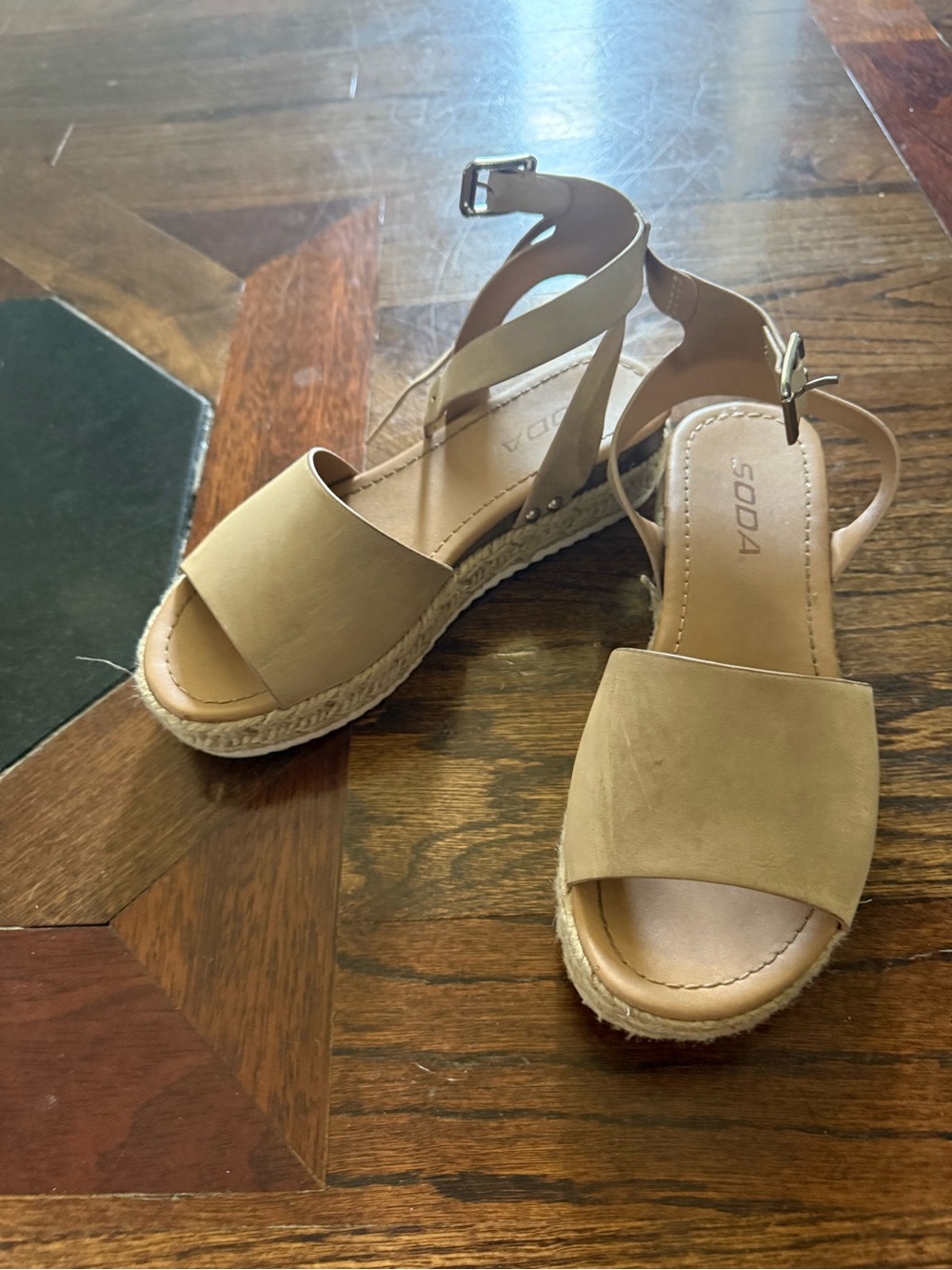 GIRLS' SODA TOPIC PLATFORM SANDALS